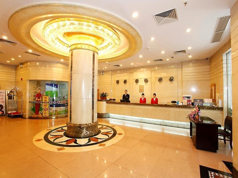 New World Hotel Guangzhou Exteriör bild